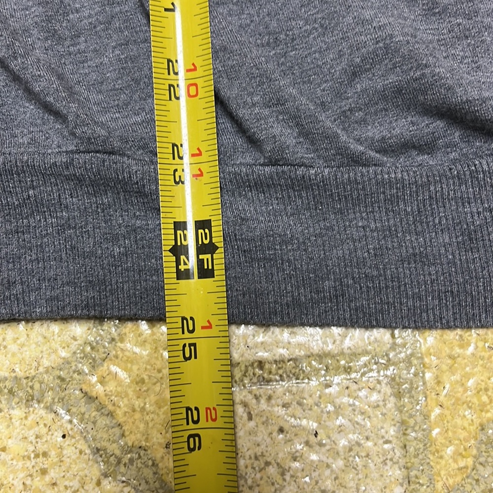 BNWOT Express cold shoulder gray top - Picture 7 of 14
